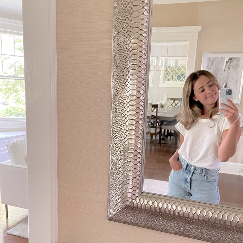 Meet your Posher, Caitlin